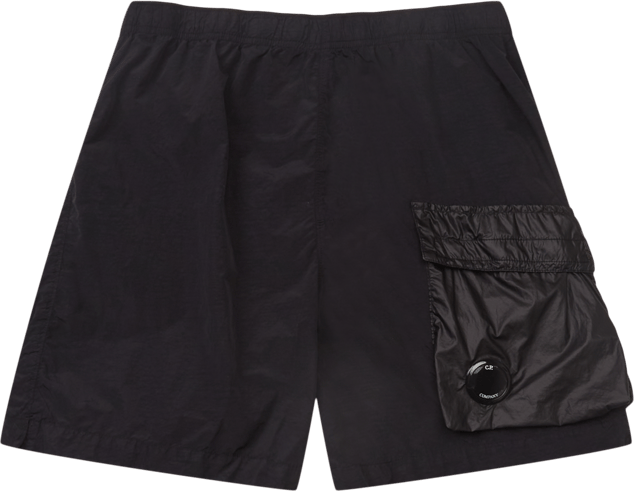 Regular Fit / Front Pocket Shorts / Sort