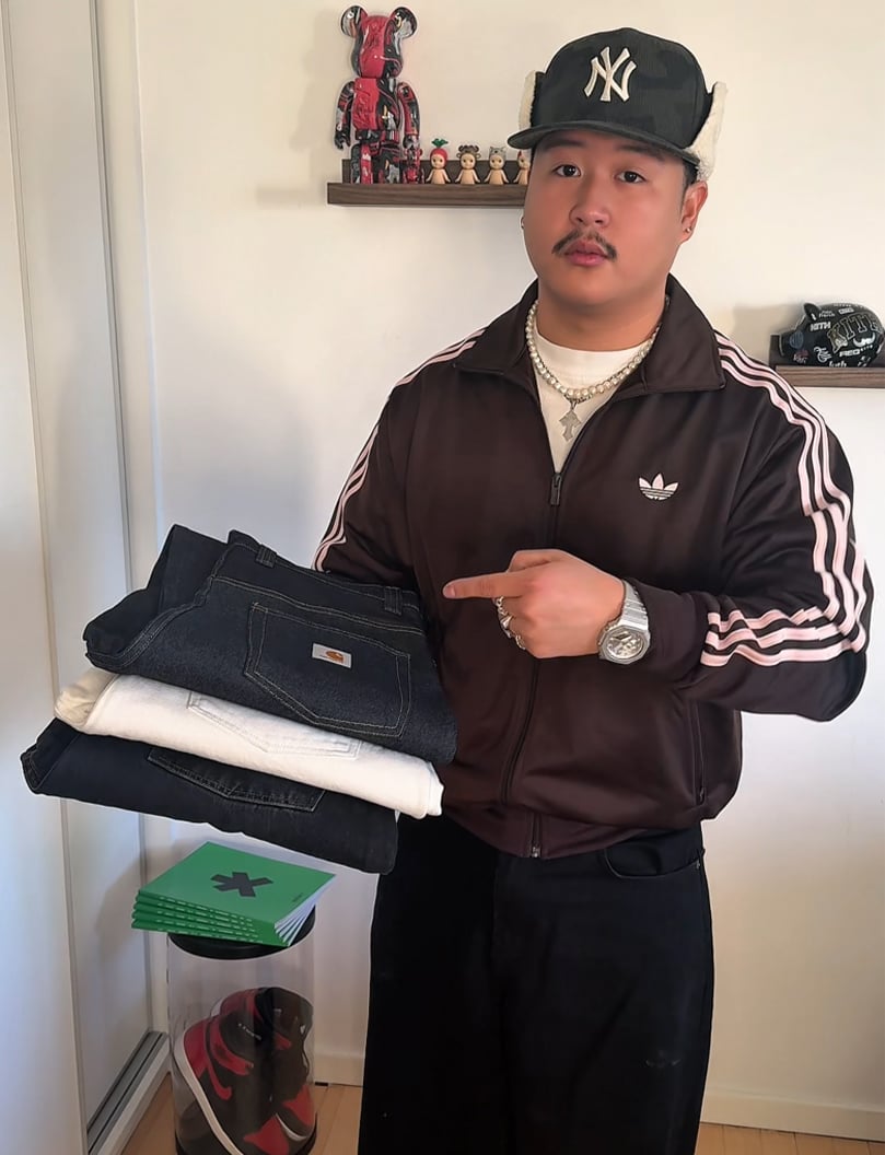 Jason fremviser Brandon-modeller fra Carhartt