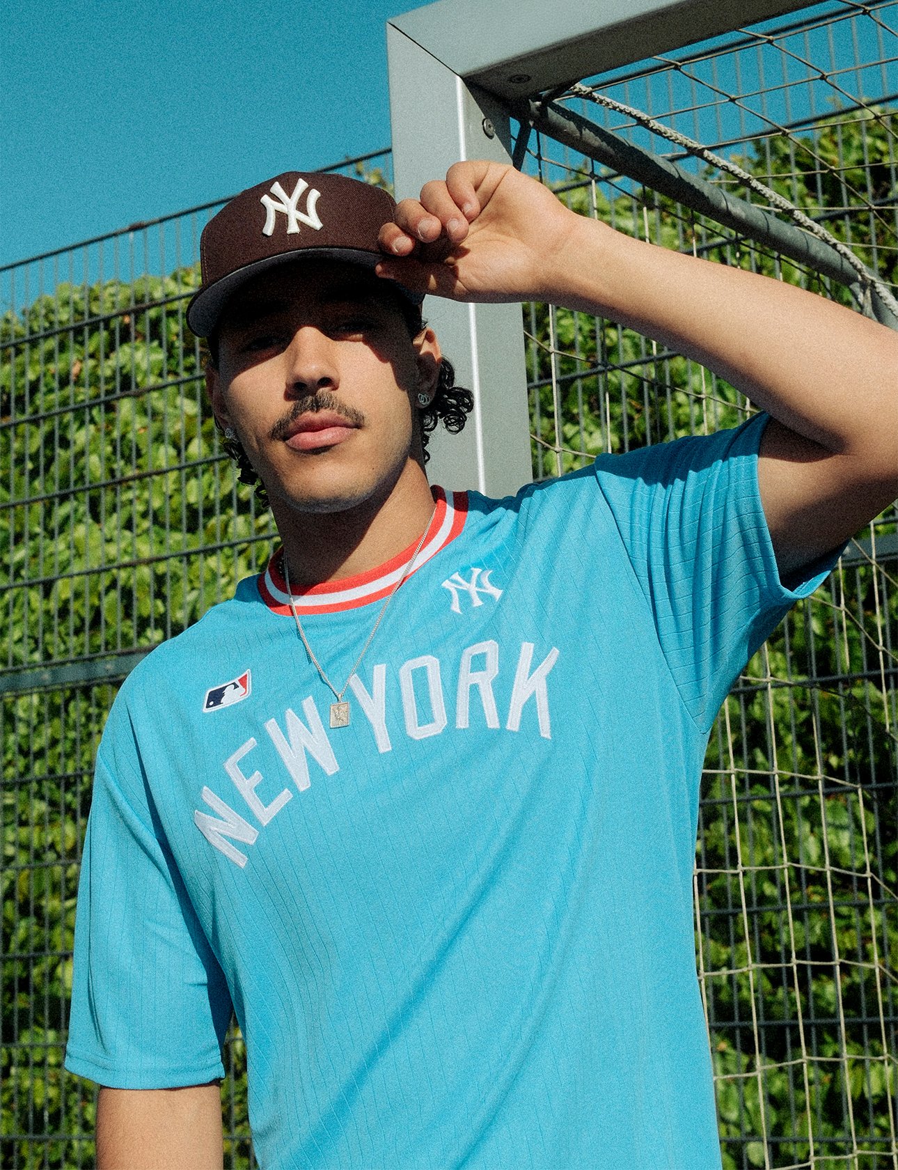 Anas i New Era