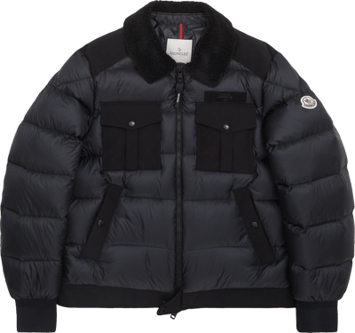 CAMPEI JKT 1A00110 5667G VINDJ | SORT | Moncler | €1,557